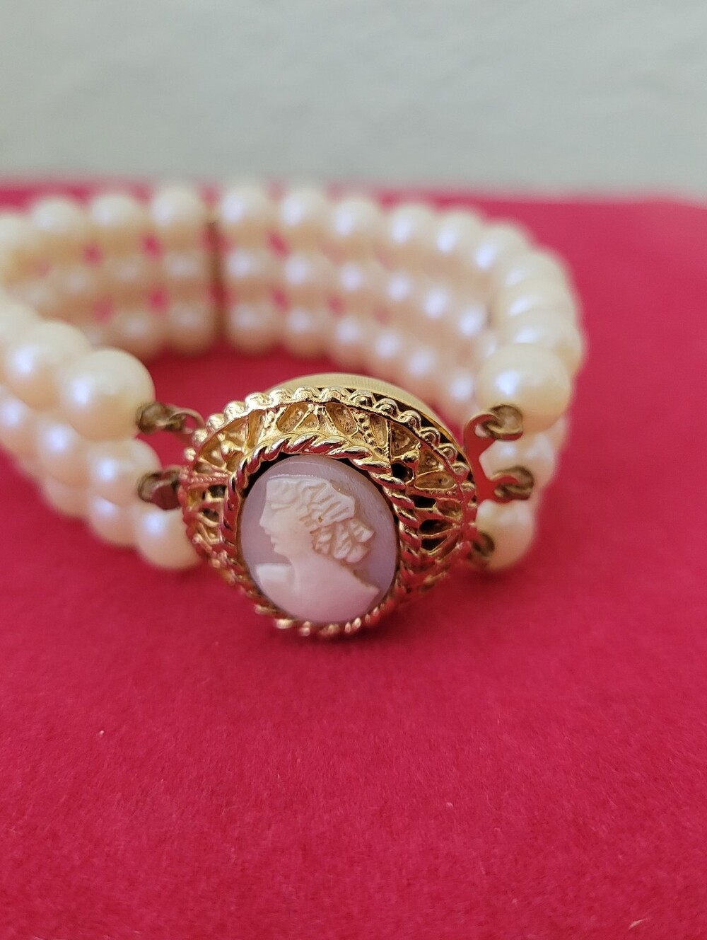 Vintage Carved Cameo Gold Plated Cameo Bracelet Triple Strand Faux Pearls 6.8"
